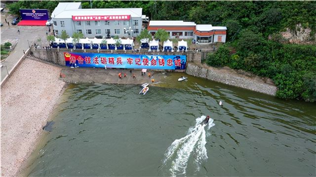 北京昌平：反恐应急处突综合演练 水陆空联勤联动深耕反恐体系