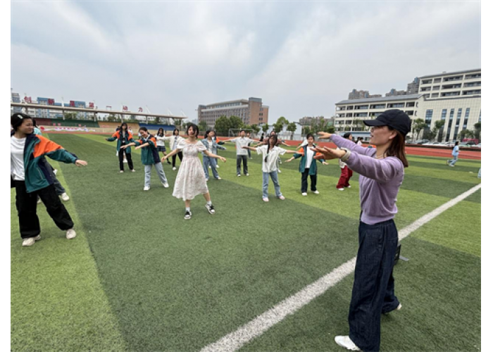 江西上饶信州：开启技能之门 点亮未